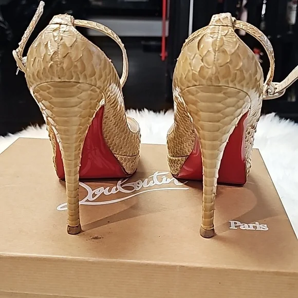 Python Heels - Picture 3 of 5